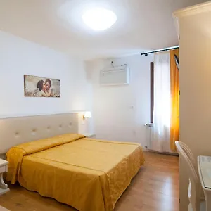 hotel-ai-tolentini.hotelinveneto.com/