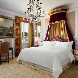5* Ξενοδοχείο The St. Regis