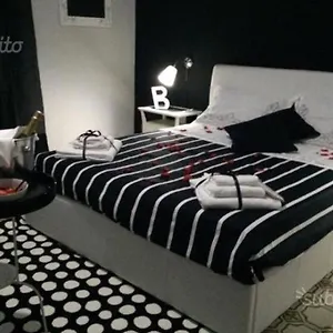  Bed & Breakfast Alba Italië