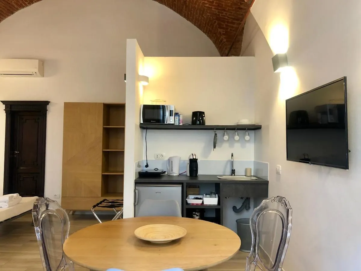 Dimora Cavalieri Otel Floransa